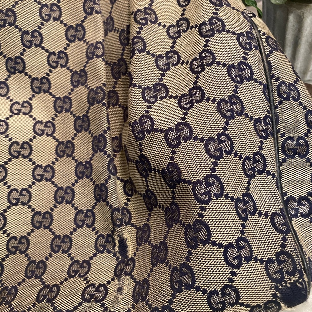 Gucci - Picture 6 of 7